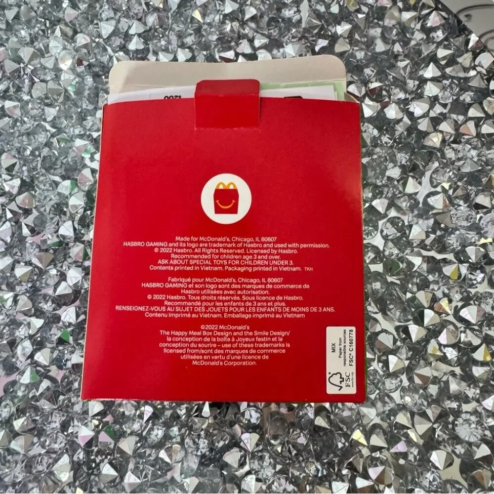 Monopoly Card Game by Hasbro McDonald’s mini travel game brand new - Picture 2 of 2